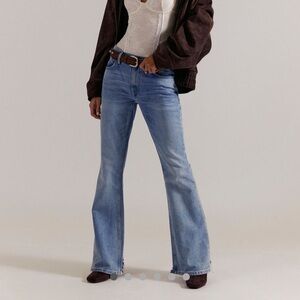 We The Free Jeans “West Coast Relaxed Flare” Dodger Blue NWT